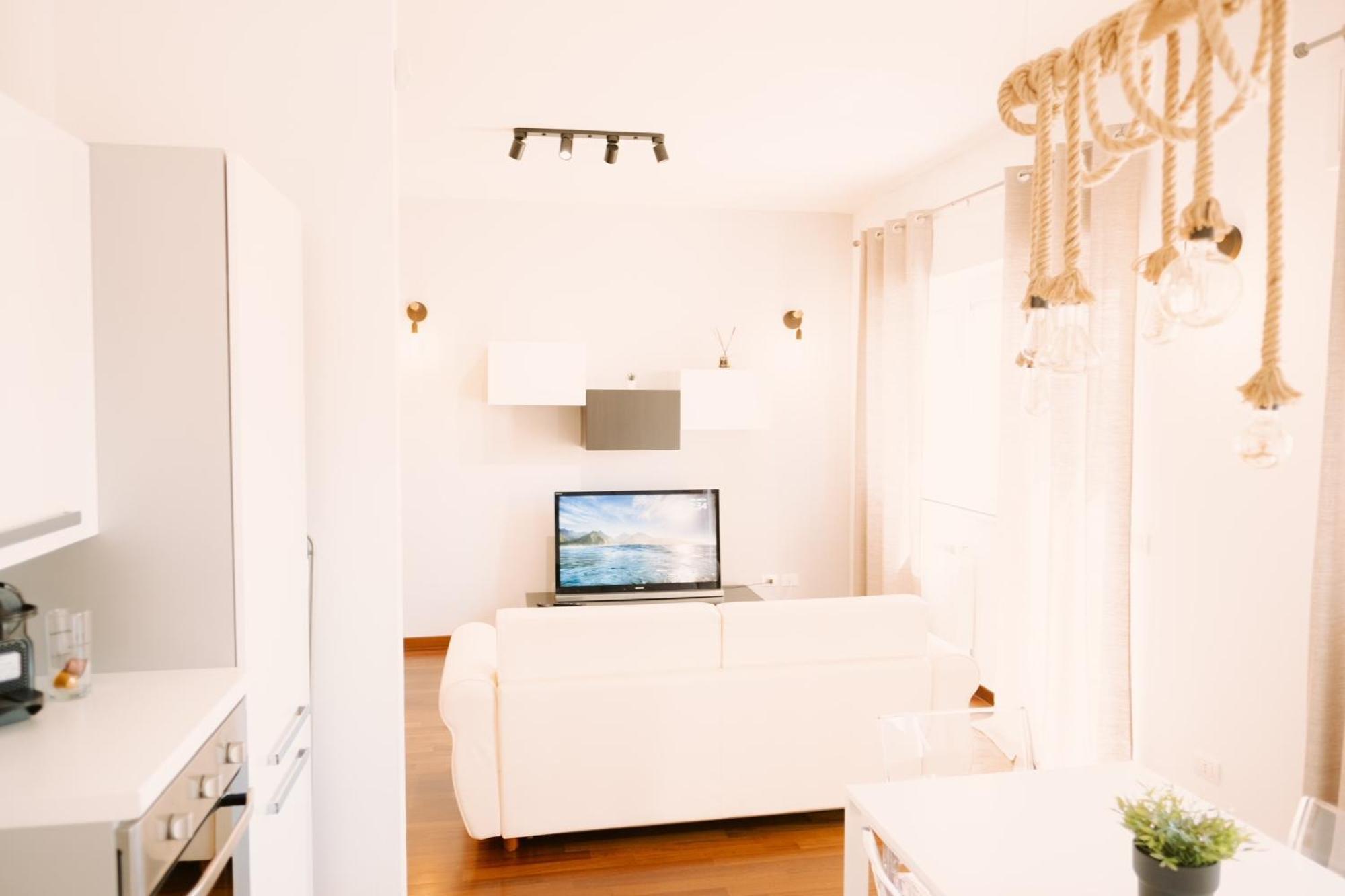 Central Apartment Bari Bagian luar foto